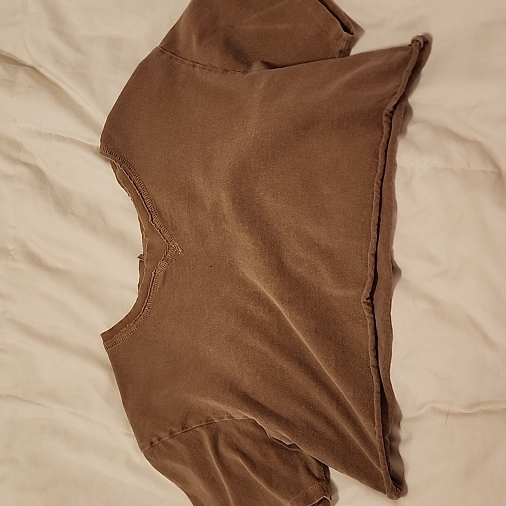 Joah Brown Cropped Tee